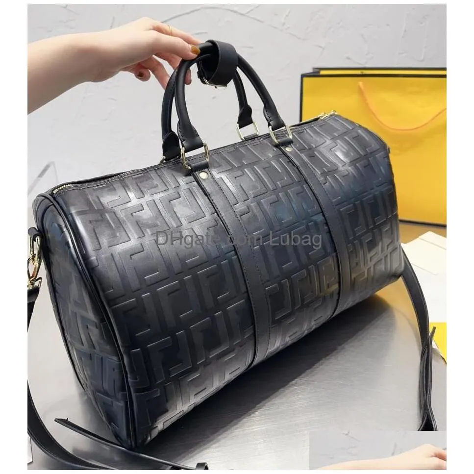 black embossing leather duffel bags men gentleman commerce handbag womens leisure solid color travelling bag unisex classic sports package shoulder