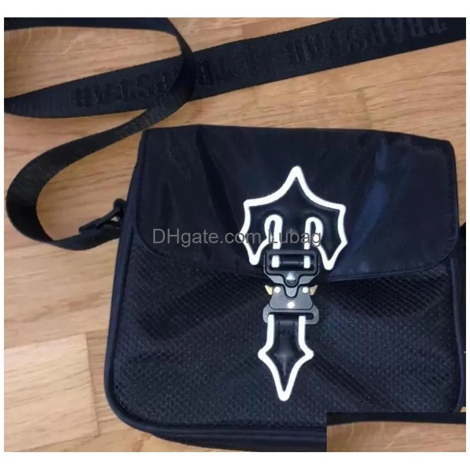 fashion sports messenger bag college bag trapstar luxury designer bag
