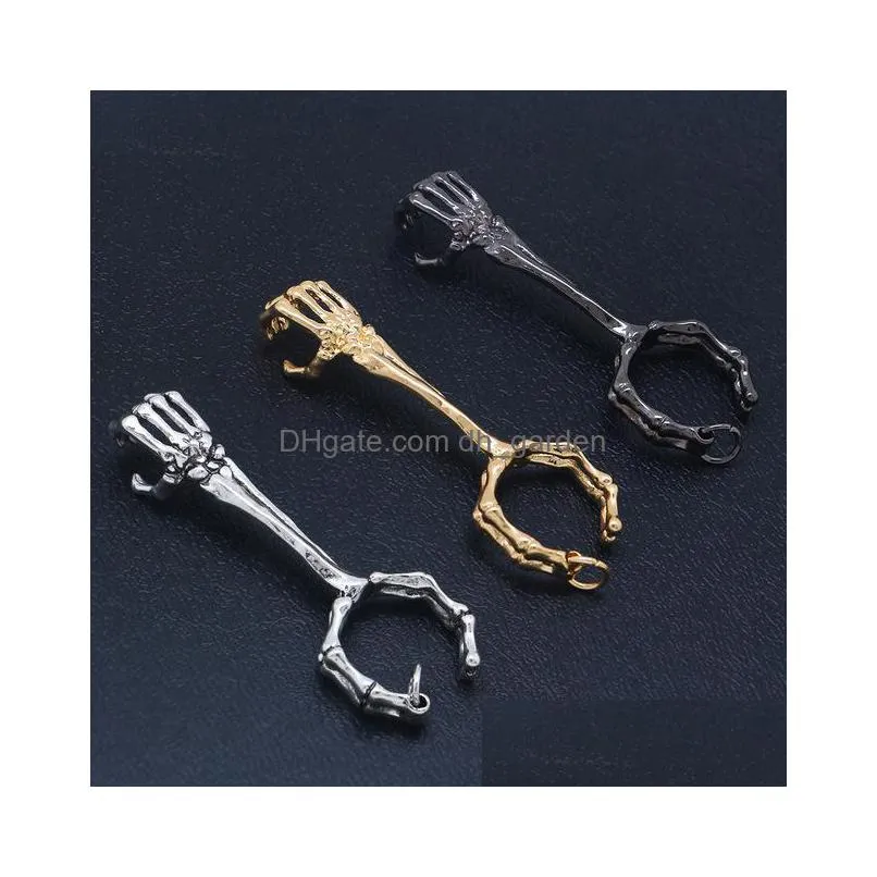 wholesale new male alloy skeleton hand bone smoking ring cigarette holder opening ring cigarette holder punk jewelry 001