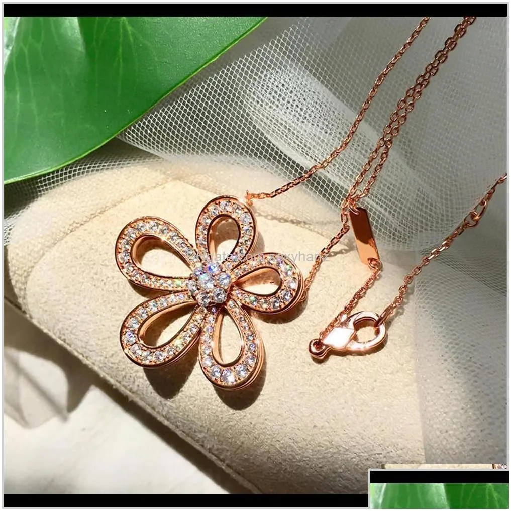 necklaces pendants exquisite diamond four leaf clover camellia pendant clavicle chain necklace 18k gold fashion classic
