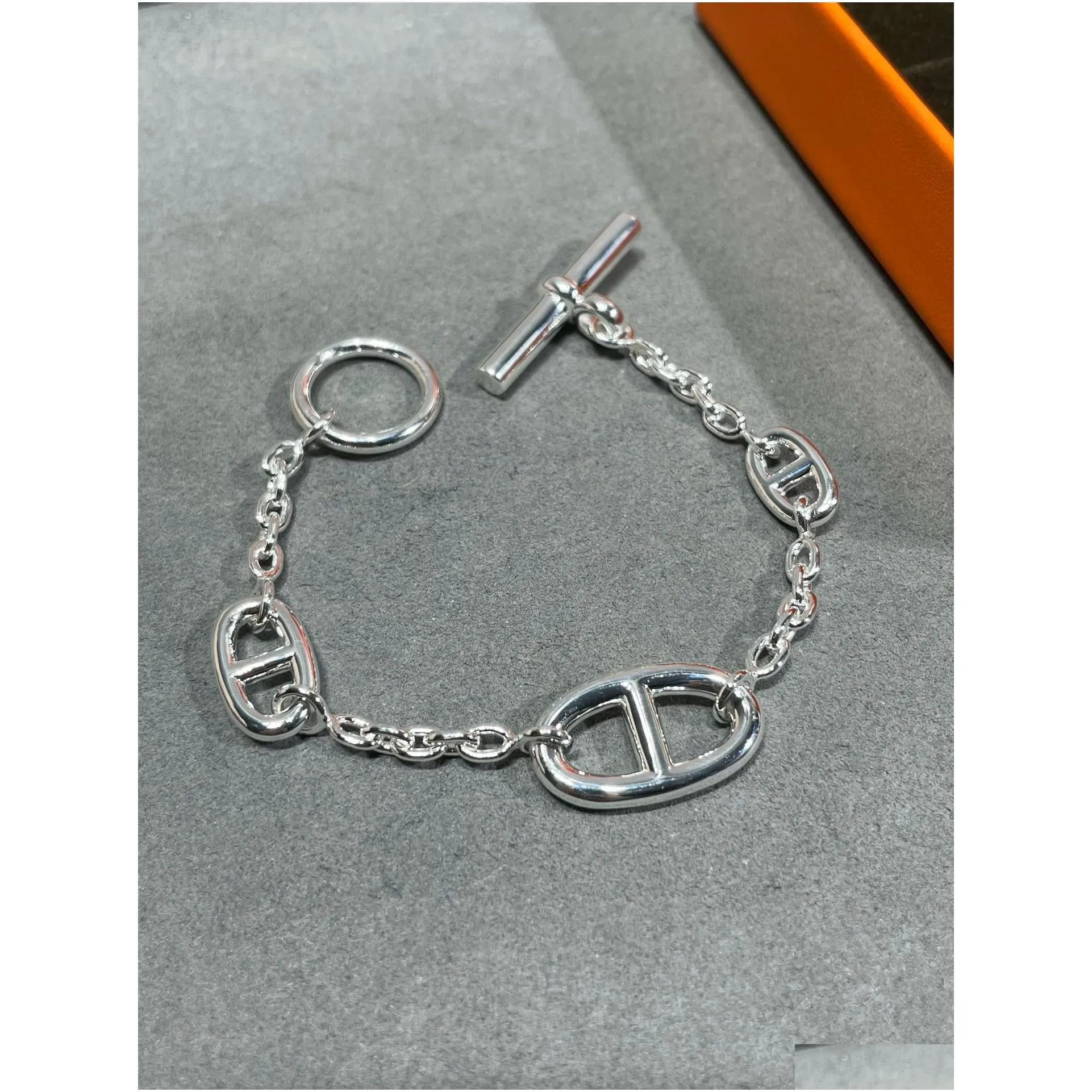 Luxury Charm Bracelet Copper Pig Nose Esigner Hollow Round Circle Bucket Chain For Women Jewelry With Box Drop Delivery Dhm9E