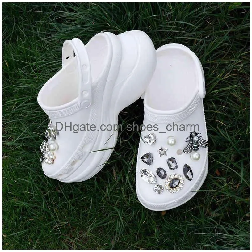 2021 fashion designer quality shoes charms for croc diy rhinestone bee shoe buckle