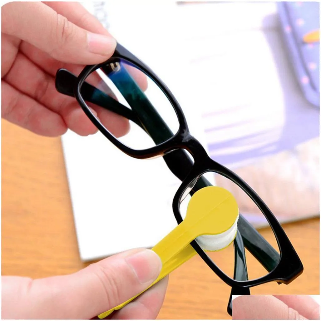 Mini Soft Eye Glasses Lens Cleaning Brush Cleaner Wipe Microfiber Spectacles Eyeglass Eyewear Screen Rub Drop 220926