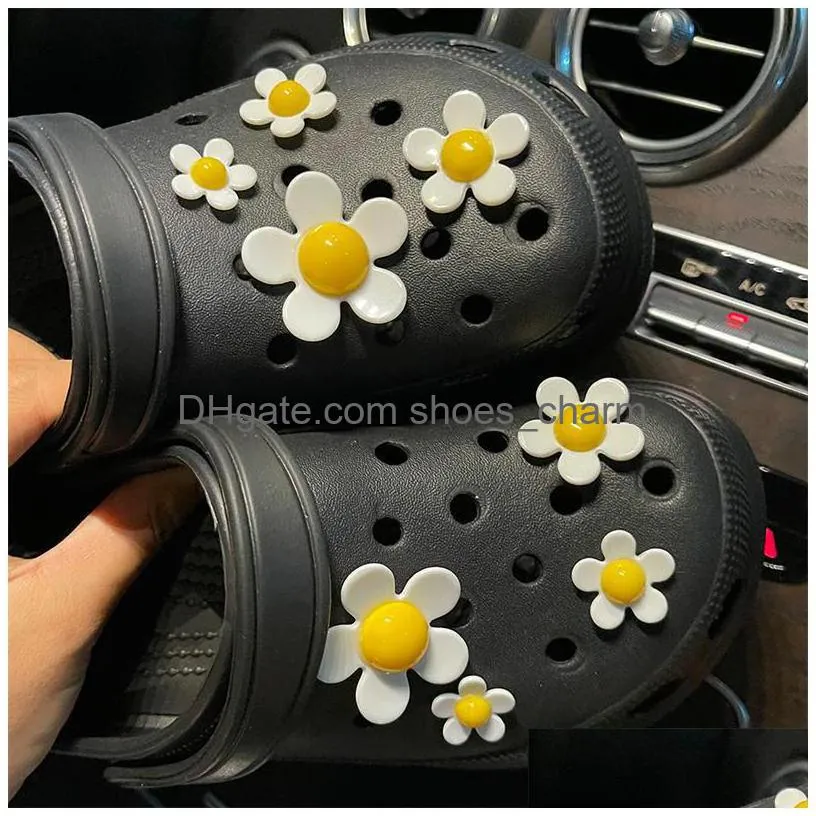 flowers charms toy accessories shoe buckle backpack pvc cute diy slipper xmas kids party fit croc gifts wristbands