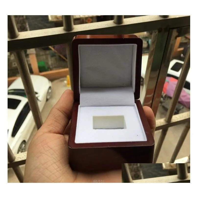 1957 braves world baseball team championship ring with wooden display box souvenir men fan gift 2019 wholesale drop shipping