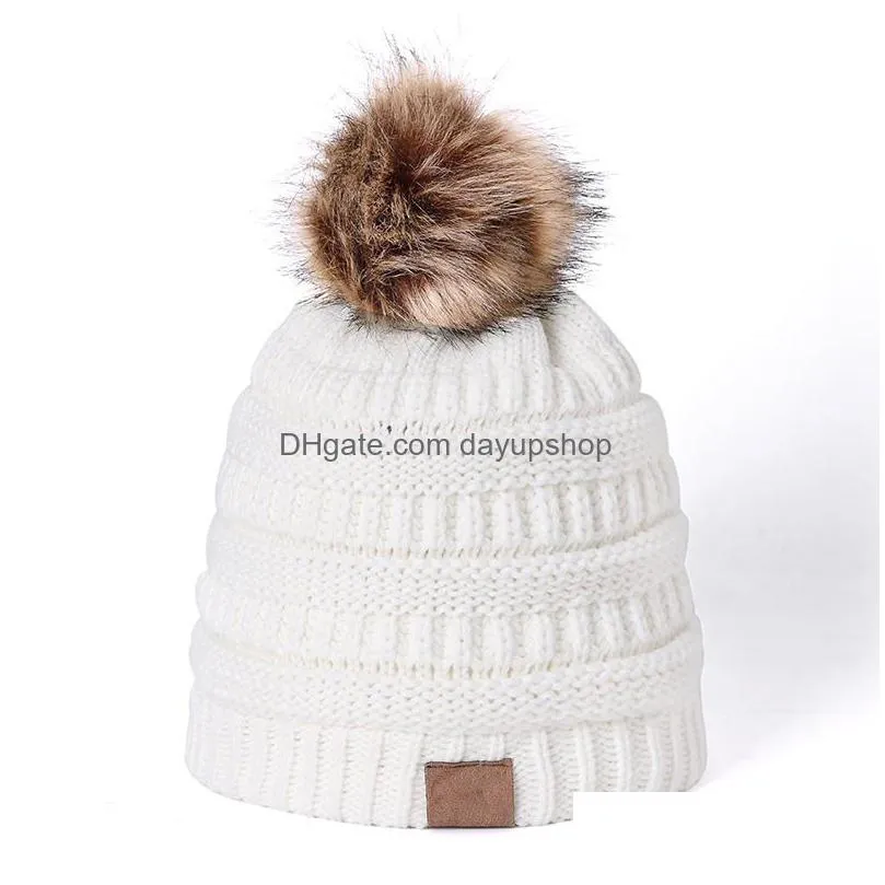 Designer Fall And Winter Wool Knitted Hat Outdoor Thickened Thermal Plover Hairball Christmas Drop Delivery Dhqde