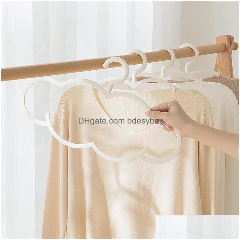 robe hooks plastic hanger 10 pcs nonslip hanger laundry rack wholesale creative cartoon cloud