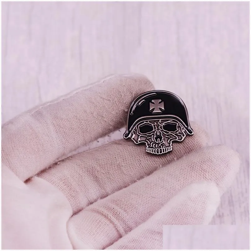 skull badge pins military jewelry horror brooch badges holloween brooch