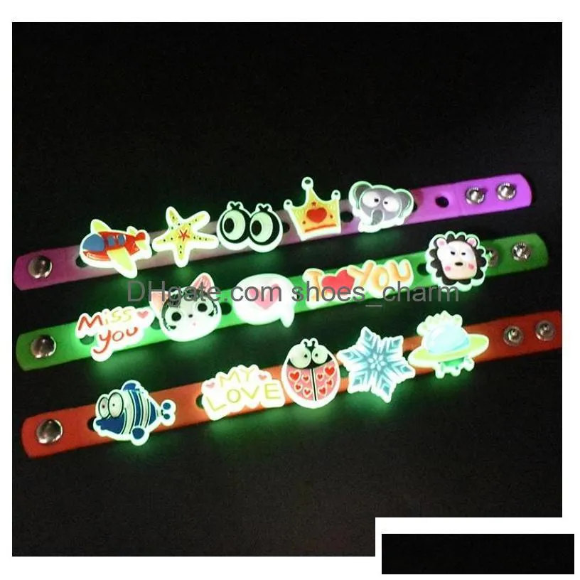 100pcs/lot luminous croc accessories soft pvc shoe charms buckle fluorescent shoes accesories xmas night decoration