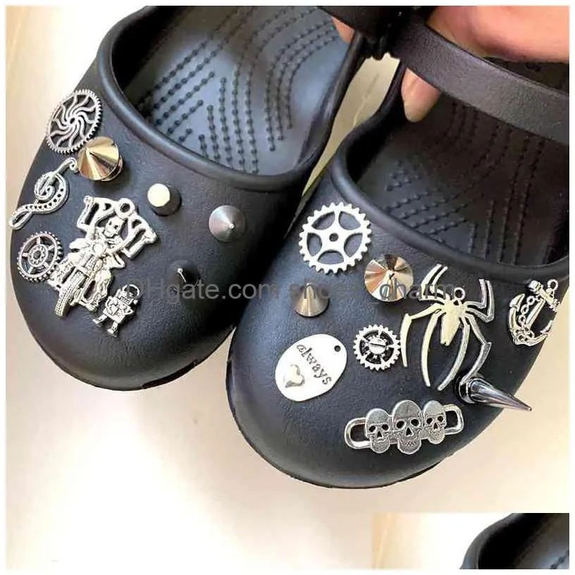 4 pièces Punk Chains pour Crocs Décoration de chaussures Bricolage Chaîne  de chaussures Charms Chaîne en métal