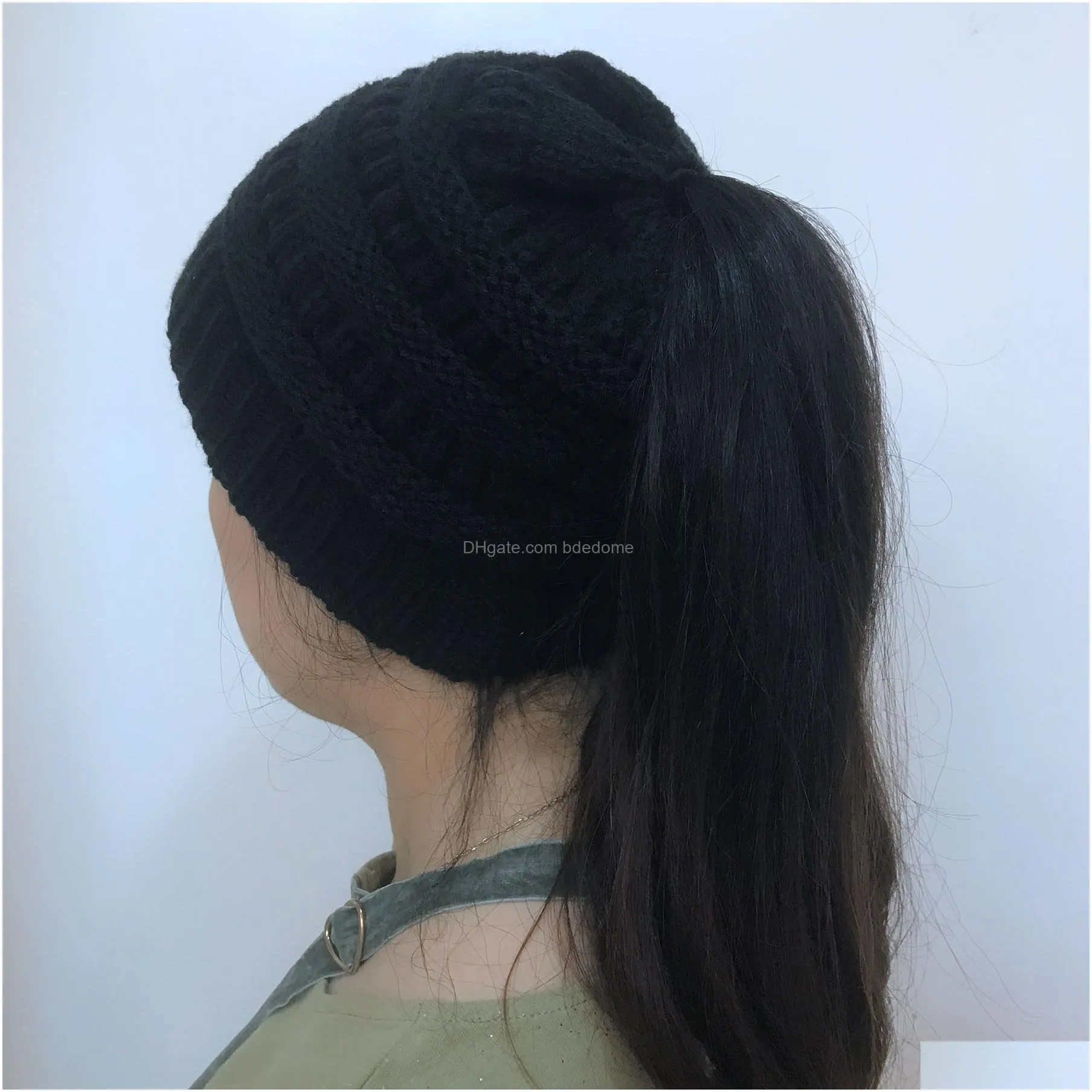 10 Colors Fashion Ponytail Knitted Hat Autumn And Winter Warm Woolen For Women Colorf Outdoor Knit Drop Delivery Dh7Jq