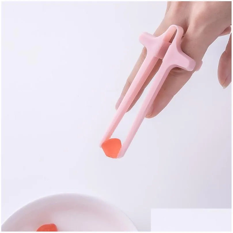 Finger Chopsticks Game Player Snack Chopstick Holder Plastic Lazy Auxiliary Chop sticks for Game Lovers