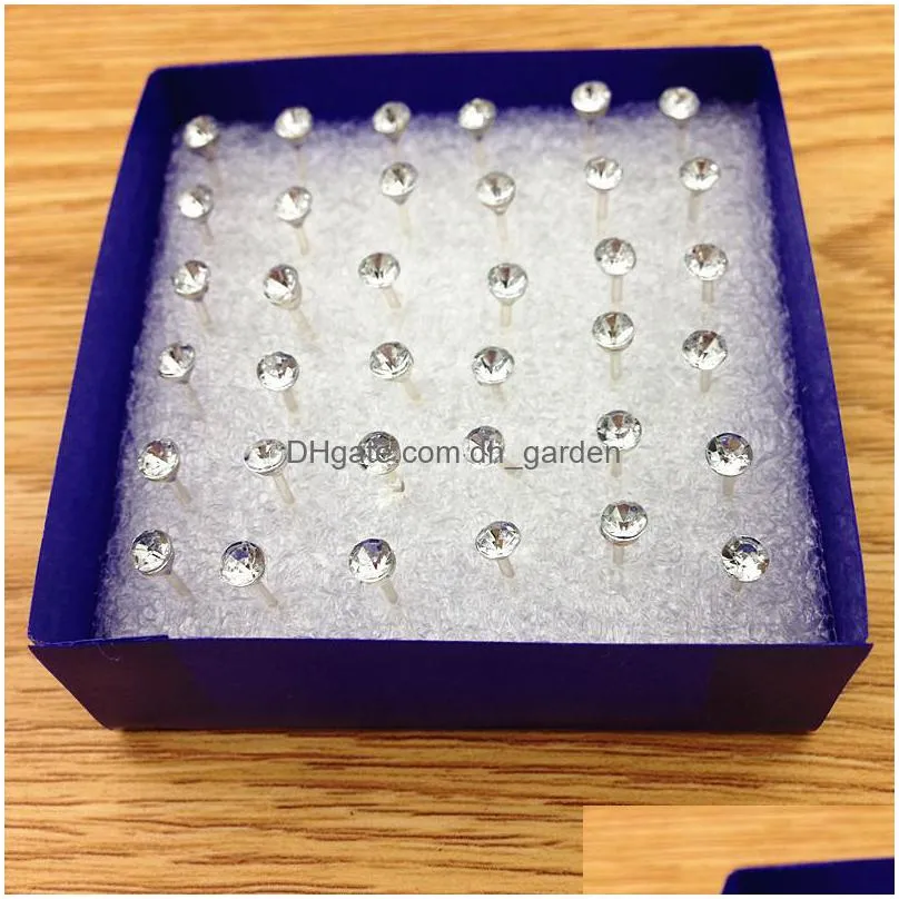 20 pairs of boxed korean earrings men and women color antiallergic diamond earrings plastic earrings to send ear plugs