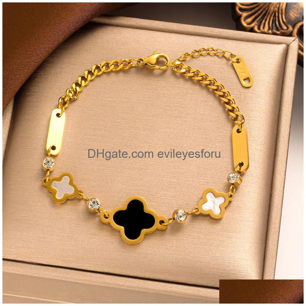 NEW Salvano Pink Crystal Charm bracelet 7.5 | Red heart necklace, Pink  crystal, Murano glass bracelets