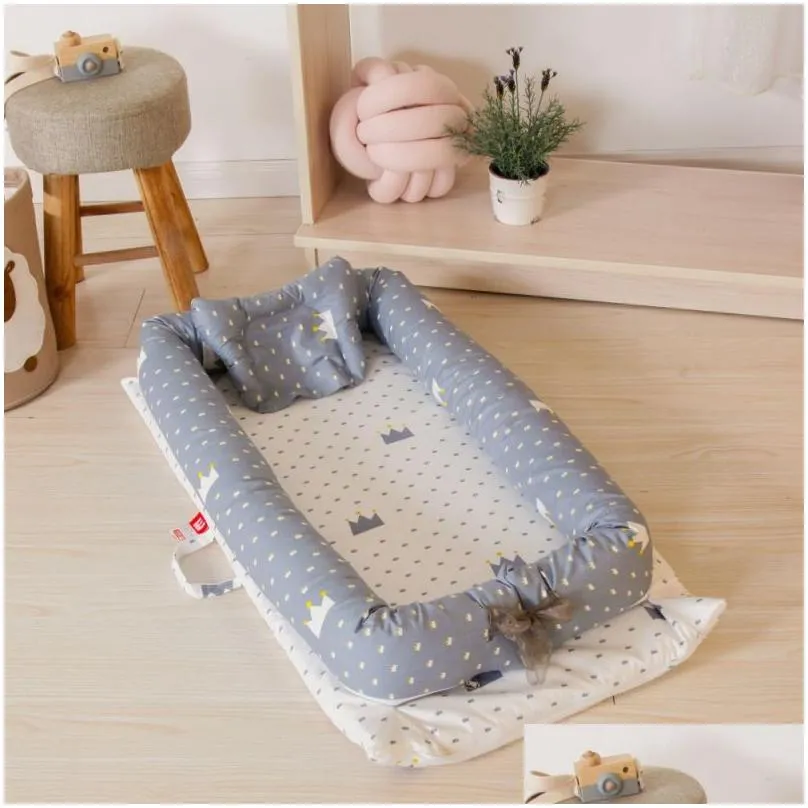 Portable Baby Bassinet for Bed Baby Lounger for Newborn Crib Breathable and Sleep Nest with Pillow2360