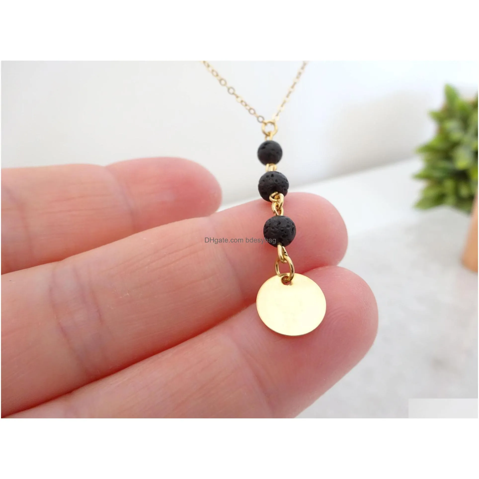 Pendant Necklaces Natural Black Lava Stone Necklace Cross Leaf Sier Gold Color Heart Aromatherapy Essential Oil Diffuser For Women Jew Dhyjj