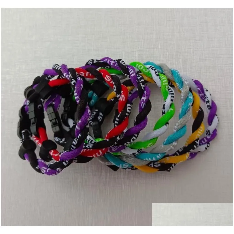 2022 new Titanium Sport Accessories 100pcs in stock baseball stitching bracelets for sports twist three rope bracelet, baseballs ropes