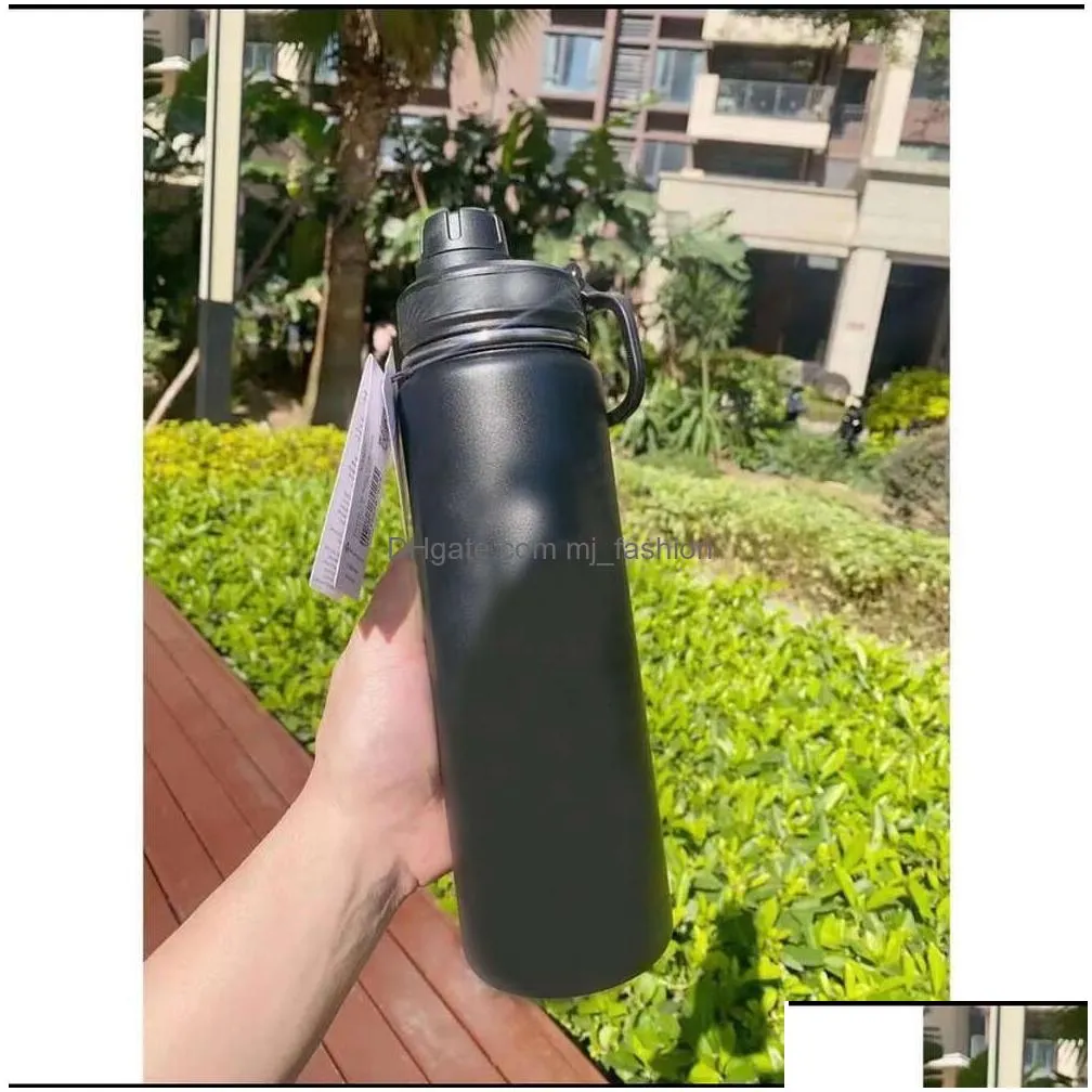 Water Bottle 710Ml Insated Water Cup Lu Sport Gym Vacuum Bottles Portable Leakproof Outdoor Stainless Steel Thermos Pure Drop Delivery Dhdkx