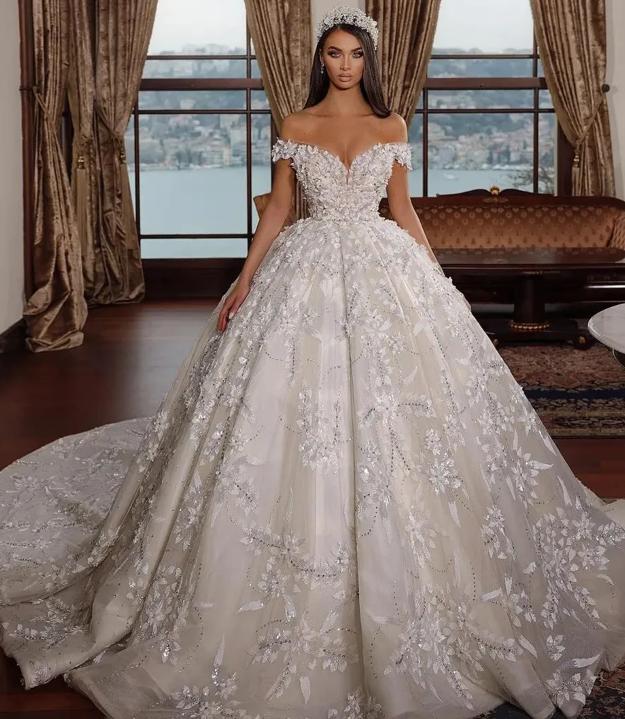Glamorous Ball Gown Wedding Dresses Sweetheart Off the Shoulder Whole Body Flower Applicant Backless Chapel Gown Custom Made Bridal Gown Vestidos De Novia