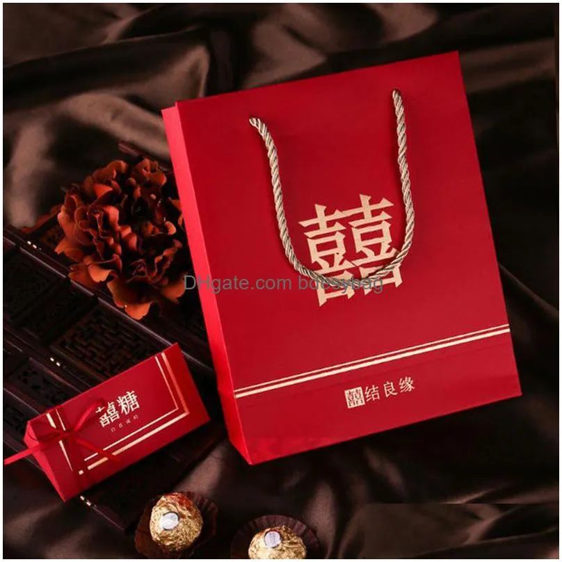 chinese style red double happiness paper gift bags for wedding packaging bag with handle party favors lx0633