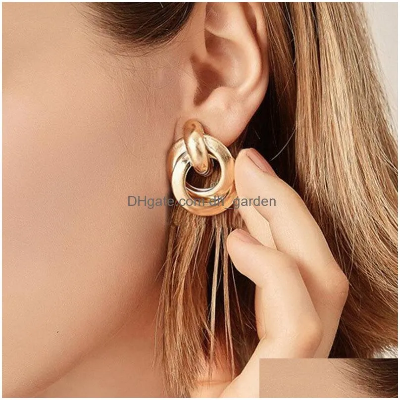 Dangle & Chandelier Gold Color Metal Drop Earrings Irregar Hollow Heart Pendants Twisted Geometric Personality For Drop Deli Dhgarden Otxps