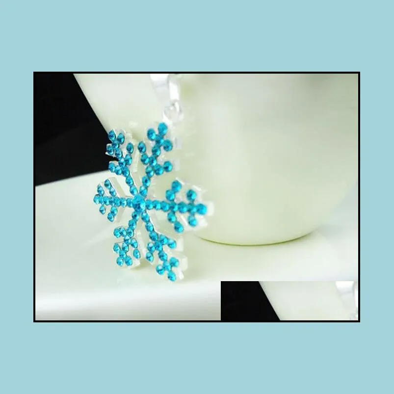 christmas favors snowflake pendants necklace girl women crystal snowflake chain silver blue tone necklaces charm cosplay props xmas