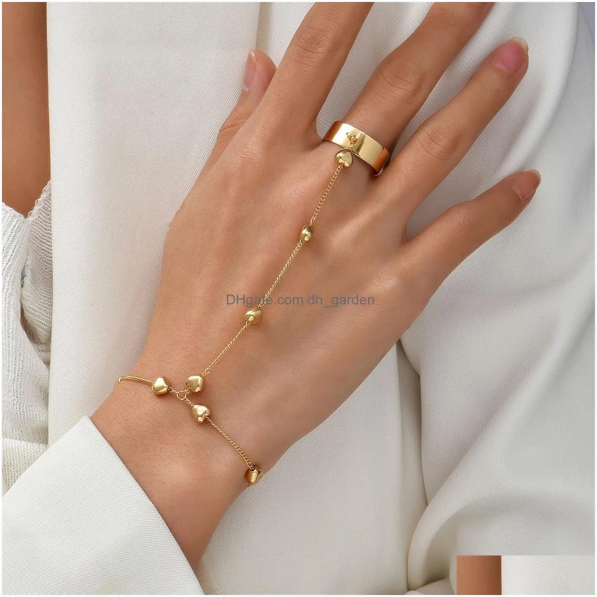 Chain Simple Heart Pendant Chain Bracelet Link Connected Gold Plated Wide Finger Ring Bracelets For Women Hand Harness Jewel Dhgarden Otg8K