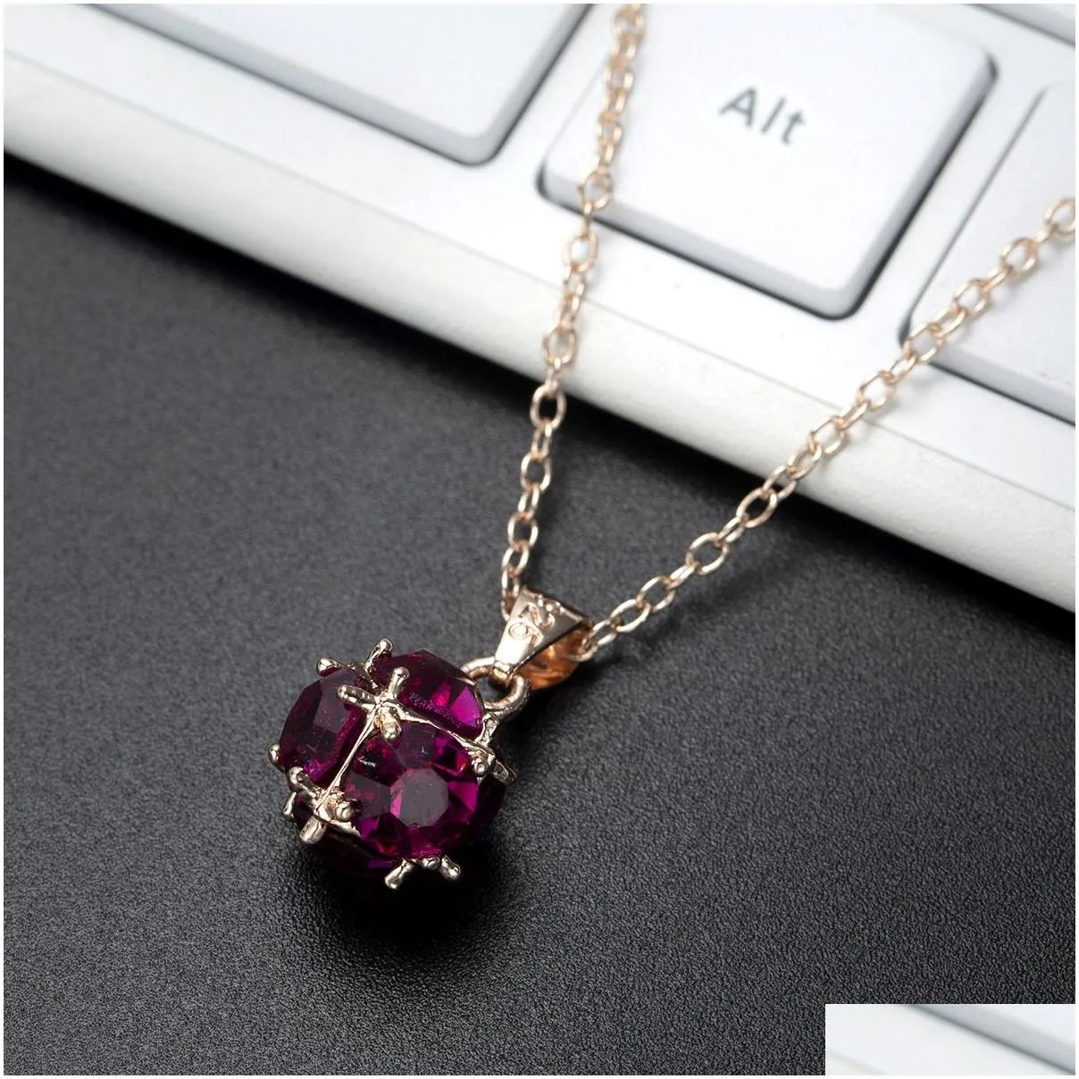 Pendant Necklaces Brand New 12Pcs/Lot Luckyshine Rose Gold Red Gems Clusters Crystal Pendant Bride Wedding Jewelry Cz Necklaces Gift D Dhw2Q