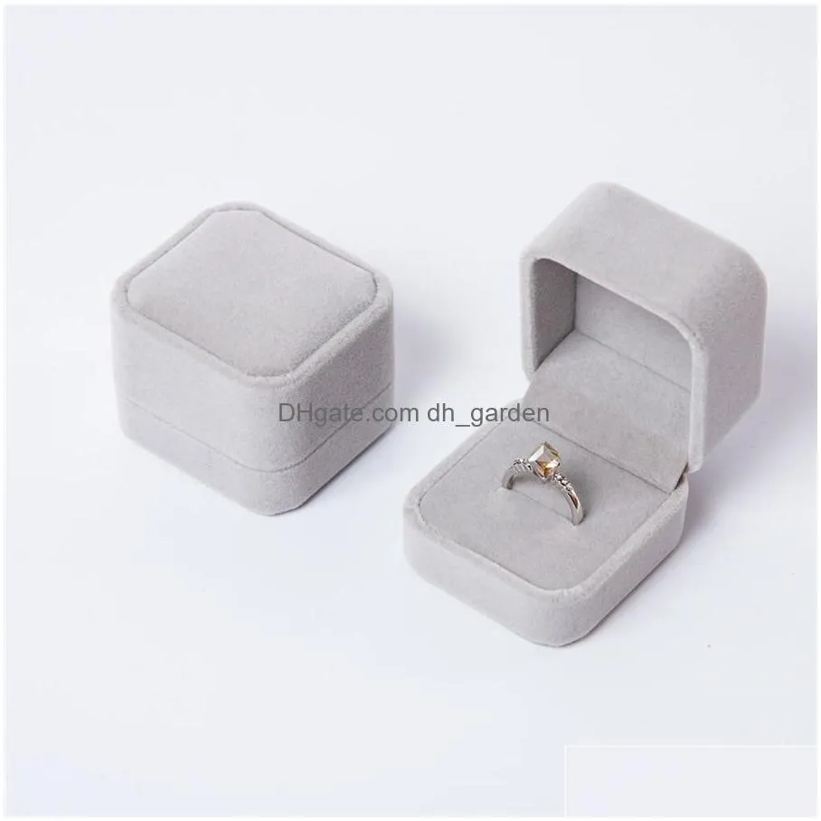 velvet jewelry gift boxes gifts wrap square design rings display show case weddings party couple jewelrys packaging box for ring
