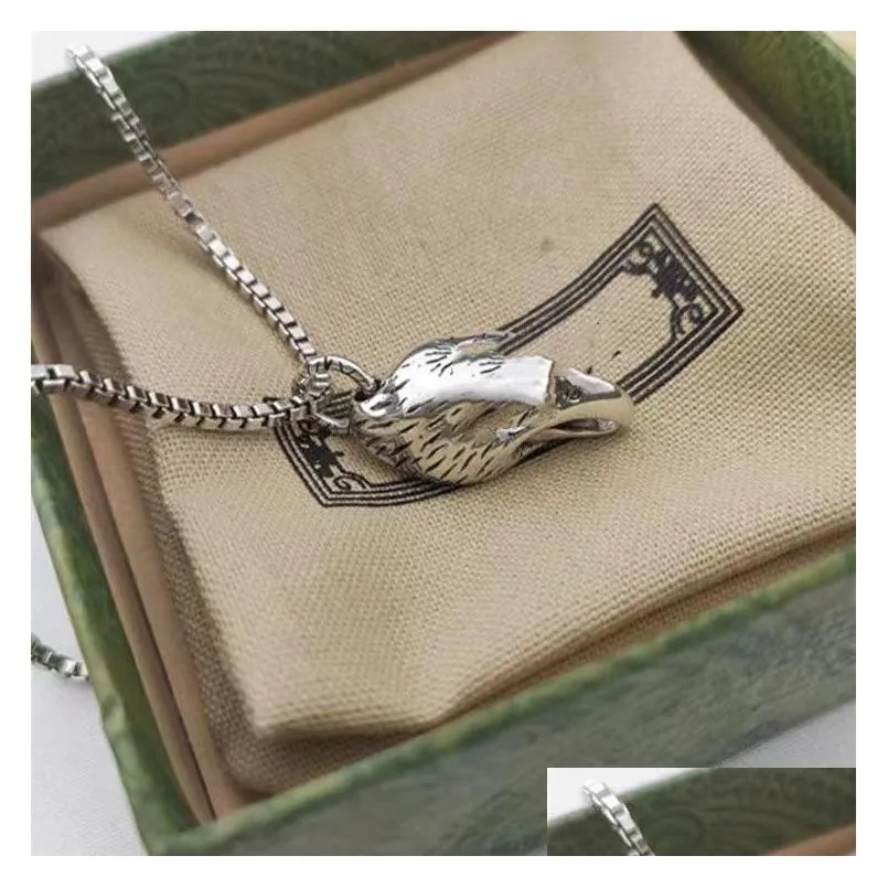 luxury necklace designer bracelet female stainless steel couple heart v gold sliver chain pendant m61084 jewelry neck gifts for girlfriend accessories