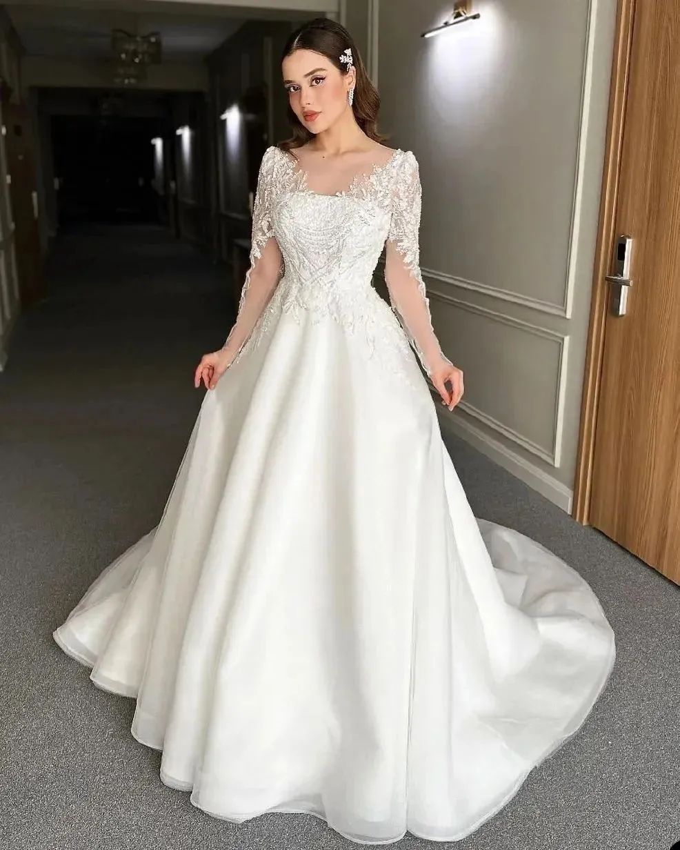 Gorgeous A-line Wedding Dresses Lace Long Sleeves Applicant Sequins Layer up Tulle Court Gown Custom Made Zipper Plus Size Bridal Dress Vestidos De Novia