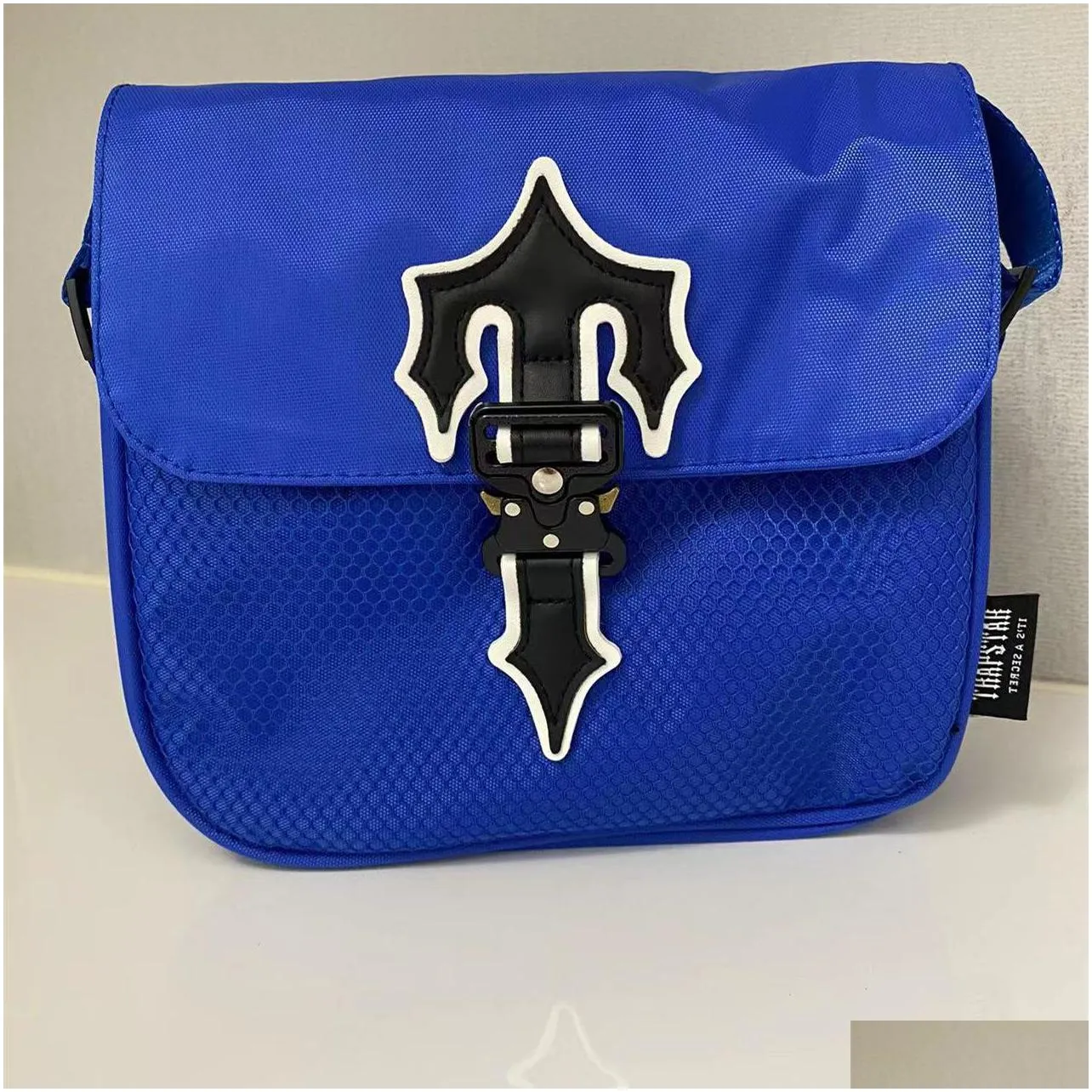 trapstar luxury designer bag irongate t crossbody bag uk london fashion handbag waterproof bags