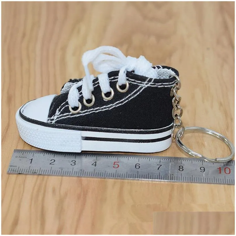 Keychains & Lanyards Mini Shoes Keychain Bag Charm Woman Men Kids Key Ring Holder Gift Chic Sneaker Car Pendant25655 Drop Delivery Fas Otbfr