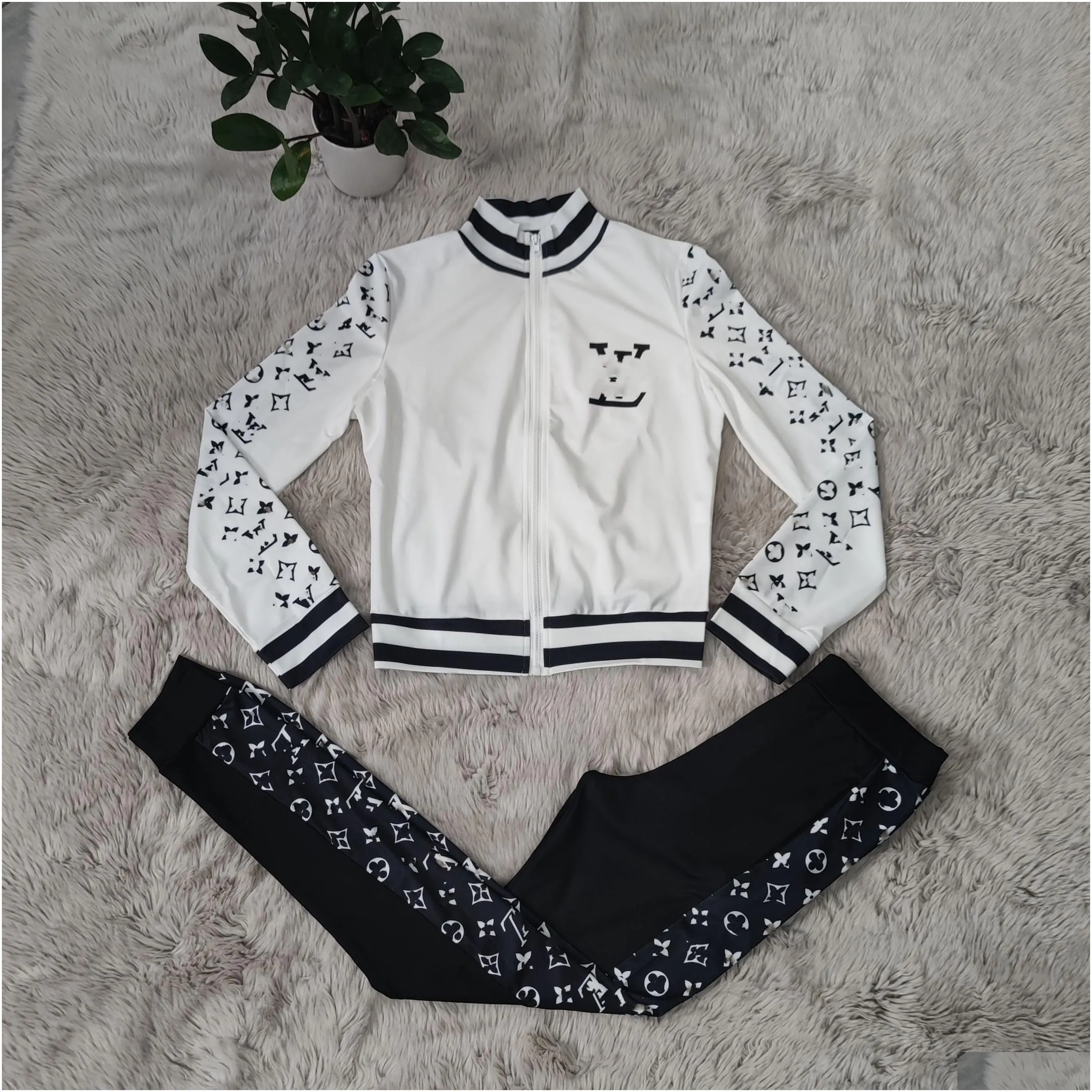 two piece pants tracksuit women casual print jacket and sweatpants sets casual outfits ship