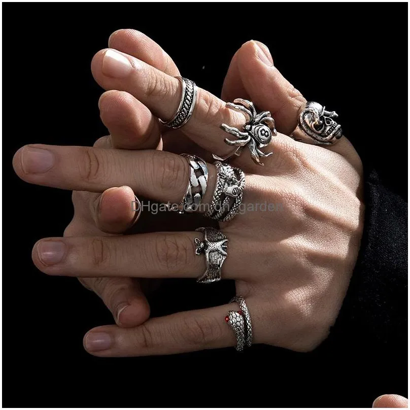 bulk lots 50pcs punk vintage metal rings size 1620 women men fashion hip hop rock butterfly bear sipder cool friend party holiday gifts jewelry accessories