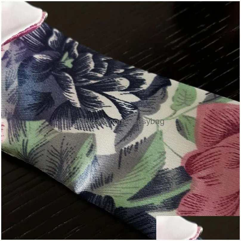 new product wholesale chinese silk folding hand fan pouch chopstick cover case festive party supplies yt0050