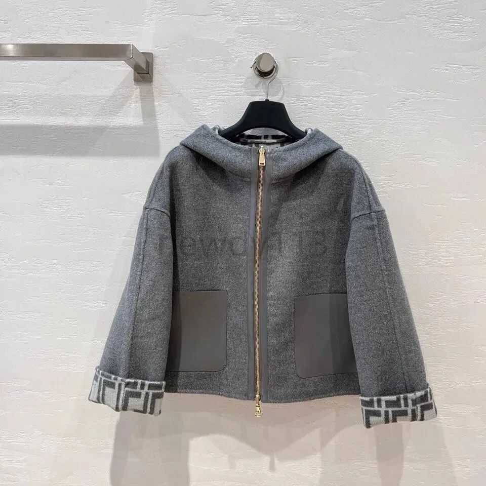 Women's Woolen Designer Jacket Winter Hooded Double-sided Short Fashion Casual Coat Windbreaker High-quality Womens Outerwear