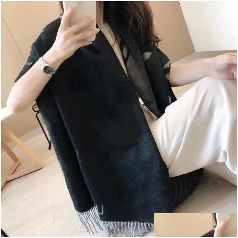 2022 new luxury scarf cashmere thick shawl women long winter wram pashmina wraps hijab with tassel bufanda foulard gift 2022