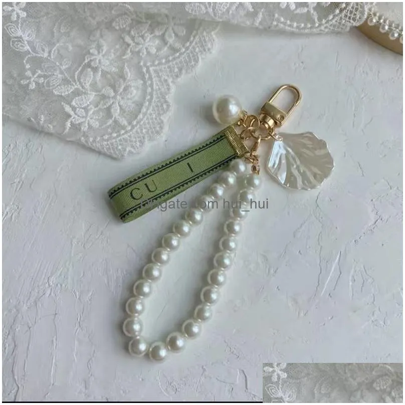 designer keychain luxury key chain bag charm female car key ring pearl charm green ribbon delicate shells keychain couple pendant gift nice