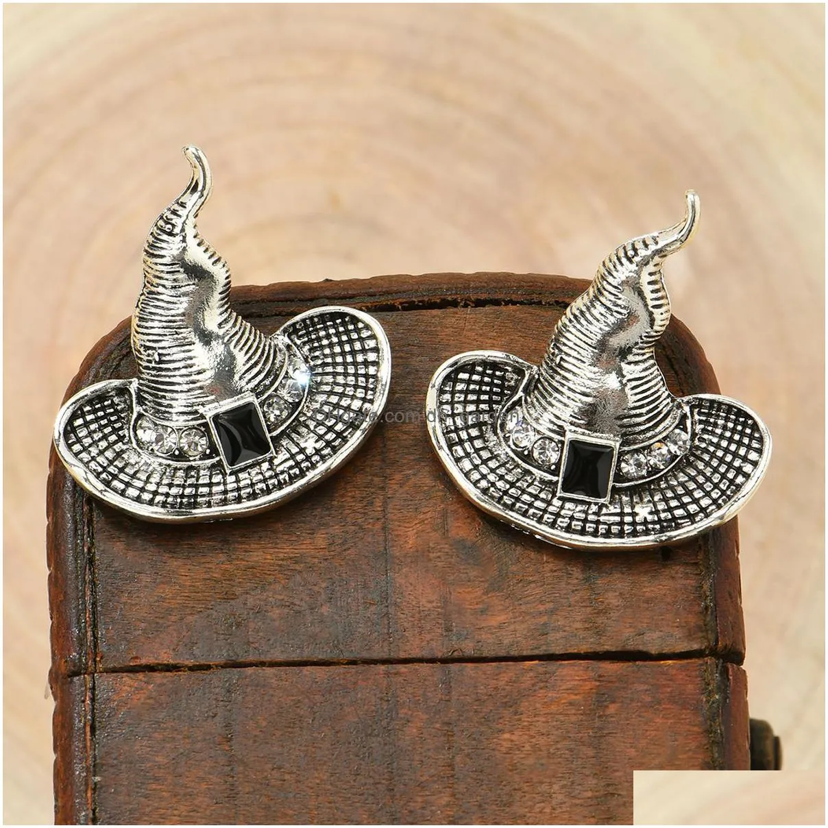 charm european and american style alloy retro witch hat ear pin simple wild clothing accessories halloween earrings female