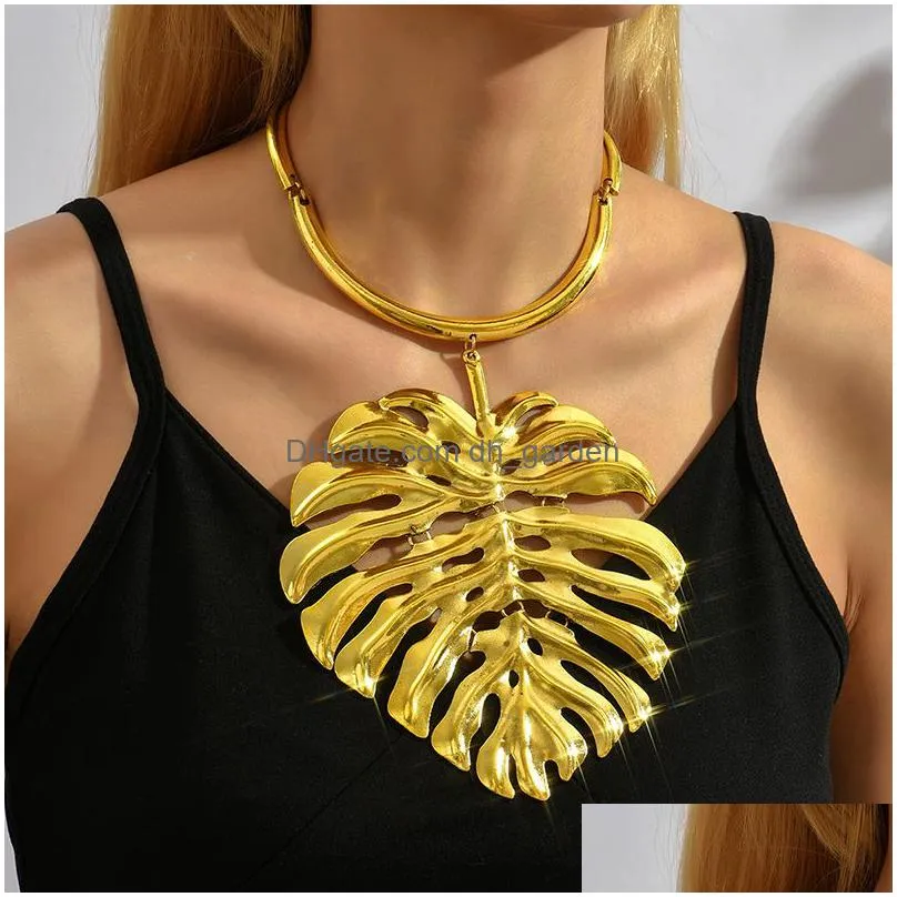 pendant necklaces europe and the united states punk wind heavy alloy necklace star with large leaves clavicle chain fashion ol wind accessories