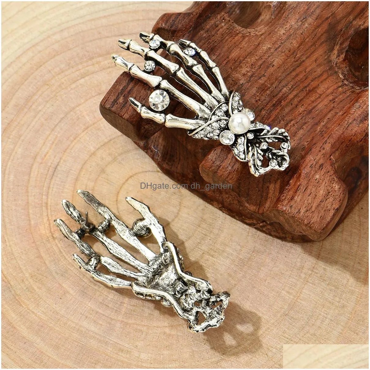 charm european and american crossborder exaggerated halloween skeleton palm diamond pearl personalized simple earrings