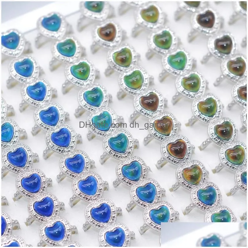 bulk lots 50pcs heart shape vintage mood rings mix size 1720 women girls sweet cute luxury fashion jewelry temperature change color accessories gifts