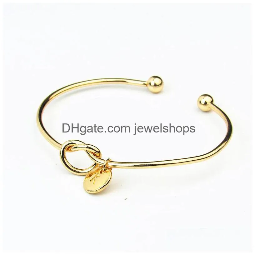 Bangle Alphabet Bangle 26 English Initial Letters Knotted Heart Bracelet Rose Gold Sier Men Women Round Pendant Knot Charm Jewelry Gif Dh0Is