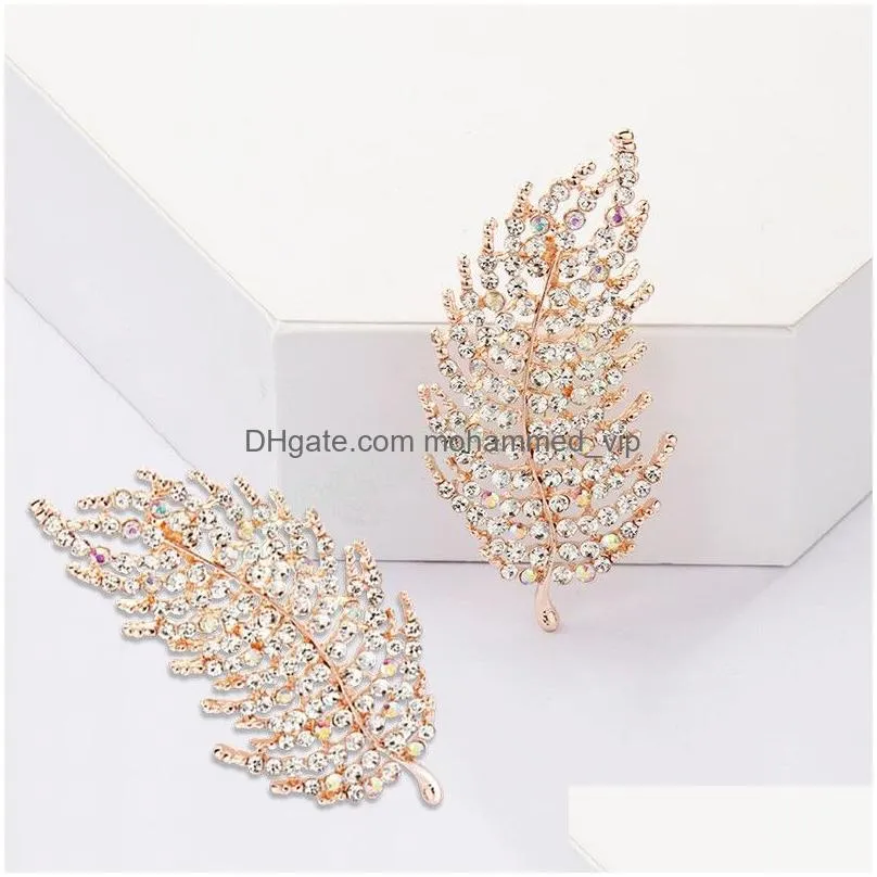 fashion crystal feather brooch zinc alloy exquisite gold color feather lapel pins dress coat accessories party wedding jewelry