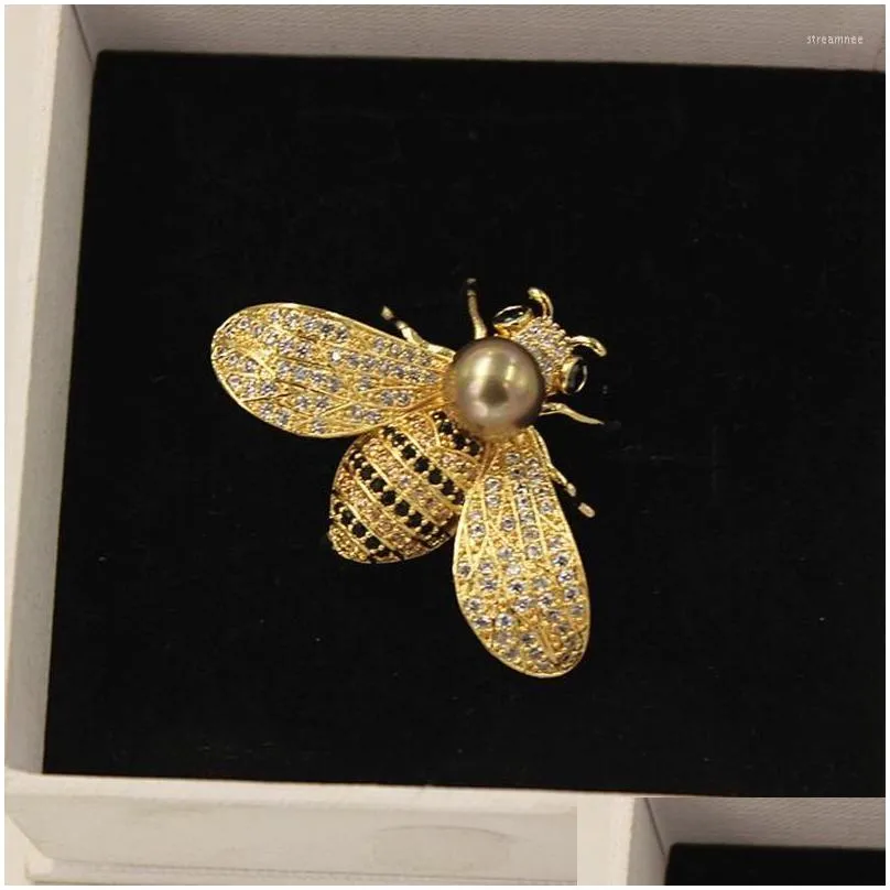 Brooches 2023 Corsage Deserve To Act The Role Of Sweater Coat Suits Decorations Pin Lovely Bee Brooch Female Fashion And Personality