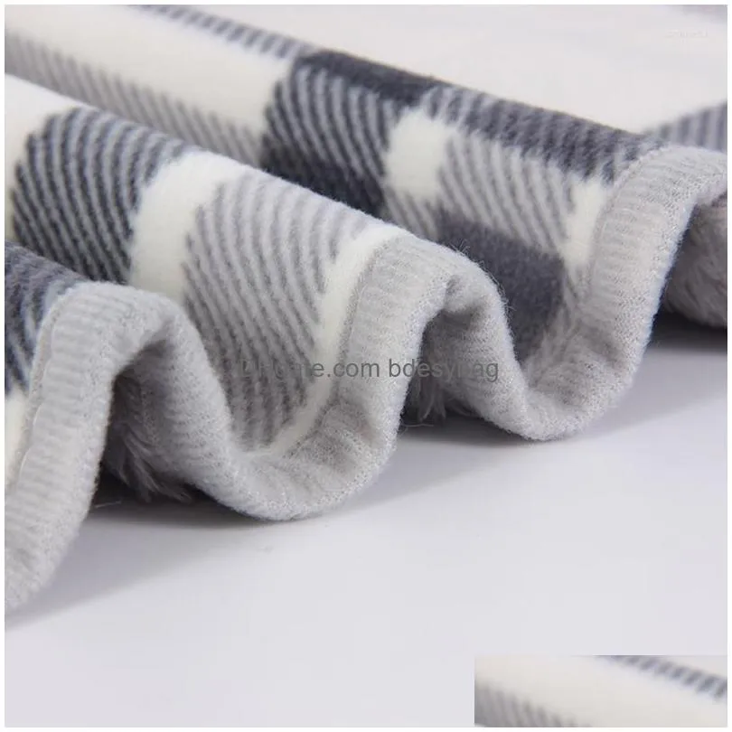 Blankets Blankets Wearable Plaid Fleece Blanket With Button Polyester Winter Warm On Sofa Bed Travel Thicken Bedroom Kid Adt Drop Deli Dhfip