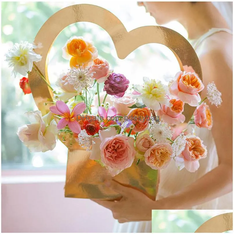 heart portable flower box flower packaging box folding flower paper box florist packaging supplies wholesale lx2784