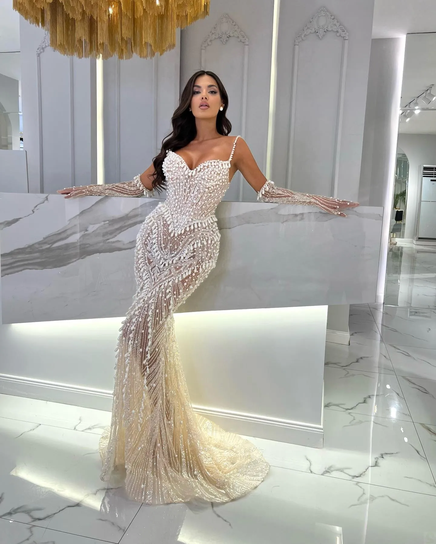 Glamorous Mermaid Illusion Prom Dresses Lace Sequined Party Dresses Spaghetti Straps Sleeveless Custom Made Evening Dress