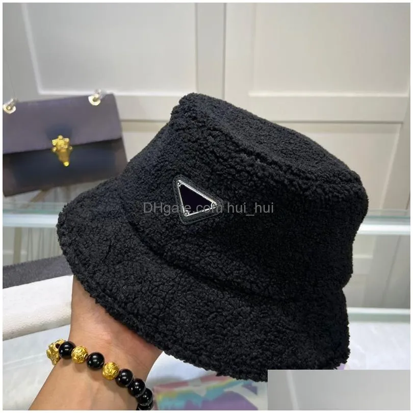 ball caps faux fur ball caps fluffy wool bucket hats for winter designer baseball brand fisherman hat man woman warm sunhats black white snow